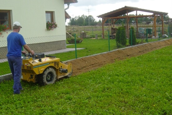 Země/voda s plošným kolektorem